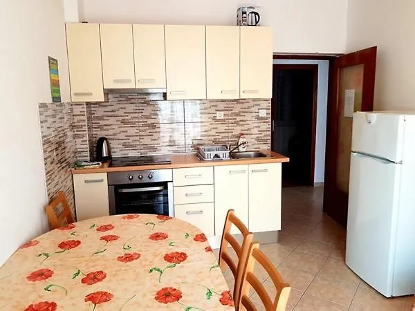 Apartment Ara-mirjana