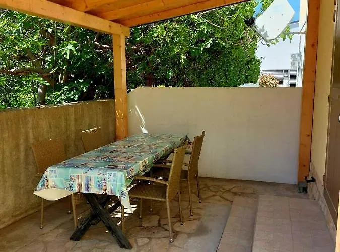 Ara-mirjana Apartment Baska (Krk)